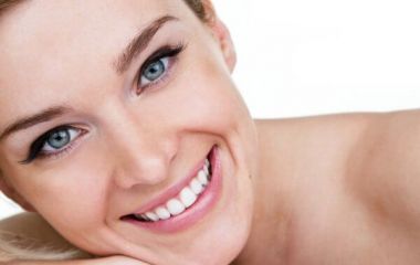 Отбеливание зубов маслом чайного дерева